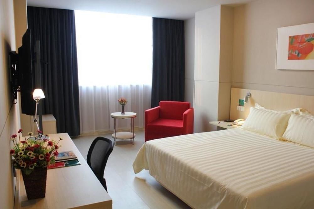Jinjiang Inn Liuzhou Bubugao Square North Station Eksteriør billede