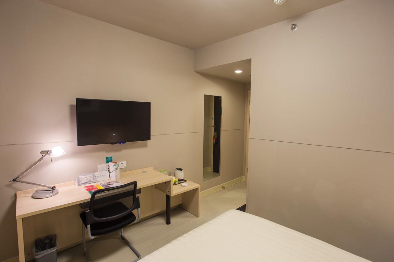 Jinjiang Inn Liuzhou Bubugao Square North Station Eksteriør billede